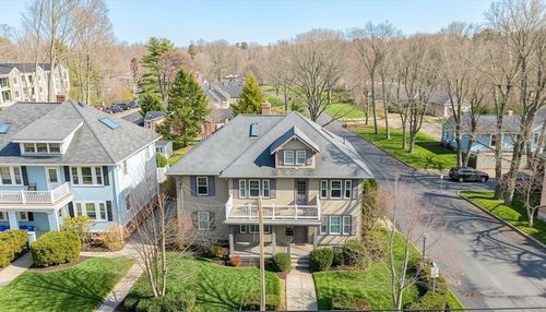 79-79 Bedford St, Lexington, MA, 02420-4327 | Card Image