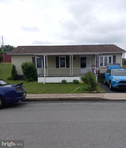 43 Stony Run Vlg, DENVER, PA, 17517-9391 | Card Image