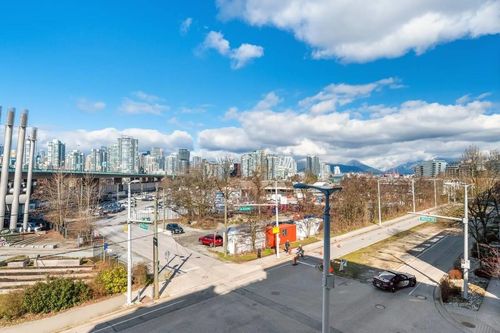 60x-1919 Wylie Street, Vancouver, BC, V6B0C2 | Card Image