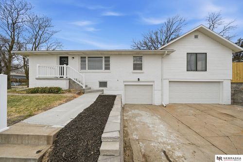 3301 N 14th St, Lincoln, NE, 68521-2124 | Card Image