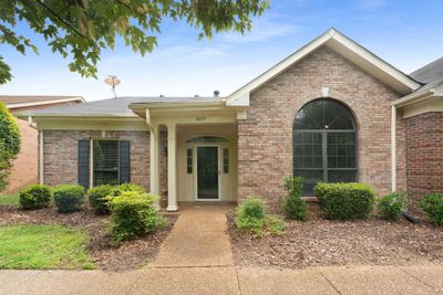 8625 Sawyer Brown Rd, Condo with 3 bedrooms, 2 bathrooms and 2 parking in Nashville TN | Image 1