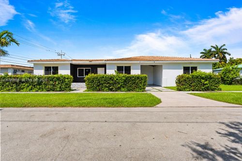 580 Lee Dr, Miami Springs, FL, 33166-7207 | Card Image