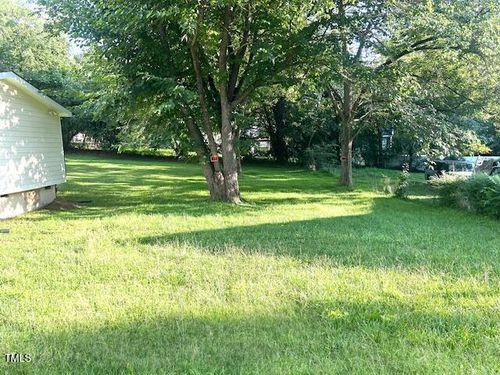 528 E Nelson Avenue, Wake Forest, NC, 27587 | Card Image