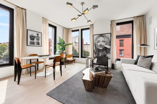 5c-45 E 7th St, New York, NY, 10003-3326 | Card Image