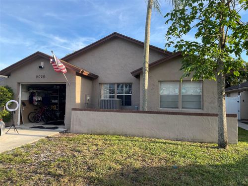 9020 9020 Pine Springs Drive, Boca Raton, FL, 33428 | Card Image