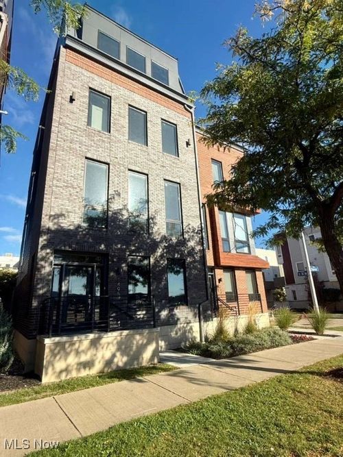 1495 Superior Ave E, Cleveland, OH, 44114 | Card Image