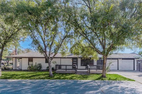 5037 W 43rd St, Houston, TX, 77092-5246 | Card Image