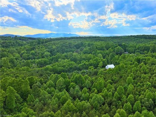 843 Wilson Mill Rd, Bassett, VA, 24055-5448 | Card Image