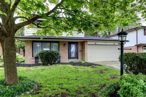 46 Bartley Bull Pky, Brampton, ON, L6W2J4 | Card Image