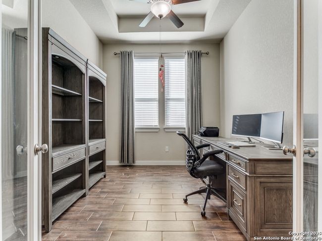 15729 La Subida Trl, House other with 3 bedrooms, 3 bathrooms and null parking in Helotes TX | Image 15