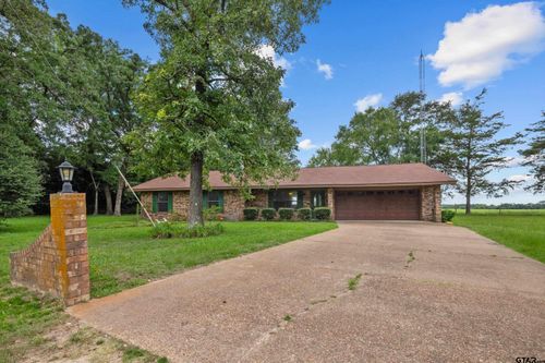 239 County Road 2335, Grapeland, TX, 75844-5841 | Card Image