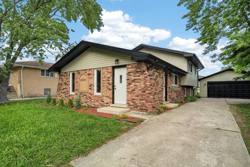20031 Terrace Ave, Lynwood, IL, 60411-1311 | Card Image