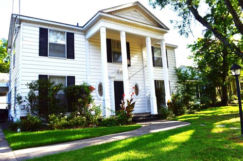 1202 Turner, Longview, TX, 75601 | Card Image