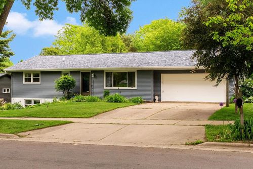 1117 Droster Road, Madison, WI, 53716 | Card Image