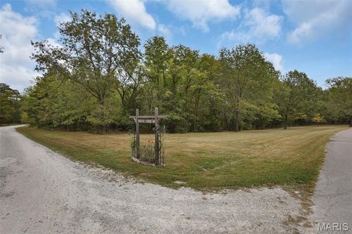 55 Rustic Lodge Ln, Defiance, MO, 63341 | Card Image