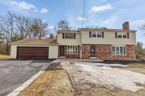 22 Taschereau Blvd, Nashua, NH, 03062-2320 | Card Image