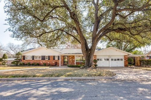 6905 Culver Ave, Fort Worth, TX, 76116-9105 | Card Image