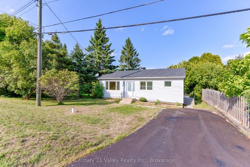 143 Alice St, Eganville, ON, K0J1T0 | Card Image
