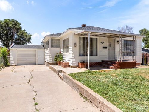2325 Poplar St, Pueblo, CO, 81004-3956 | Card Image