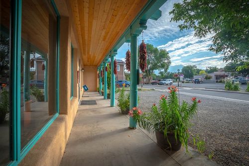 114 Dona Luz, Taos, NM, 87571-5933 | Card Image