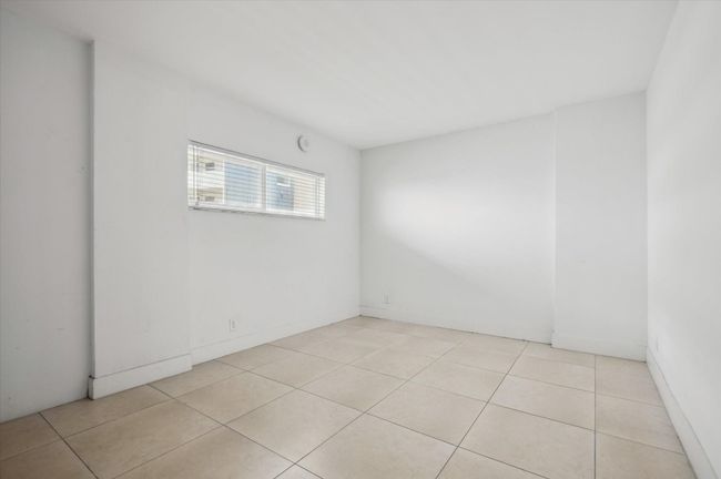 APT-1011 - 710 N Ocean Blvd, Condo with 1 bedrooms, 1 bathrooms and null parking in Pompano Beach FL | Image 7