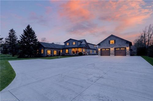4354 Mountainview Road, Beamsville, ON, L3J2C8 | Card Image