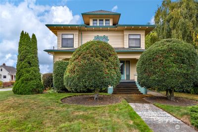 Historic home with entry on Rucker Ave or back door private alley | Image 2