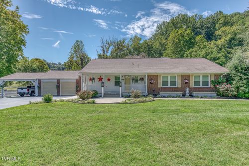 1095 Yuma Rd, Gate City, VA, 24251-2564 | Card Image