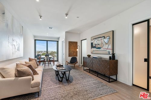 ph7-3688 Overland Ave, LOS ANGELES, CA, 90034-4249 | Card Image