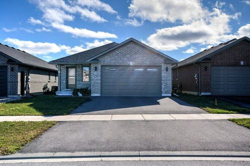 88 Glenview Cres, Belleville, ON, K8P0G1 | Card Image