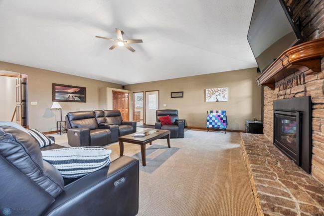 Great Room | Image 10