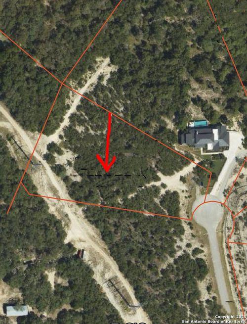 3 Thunder Verde Rd, Boerne, TX, 78006-8133 | Card Image