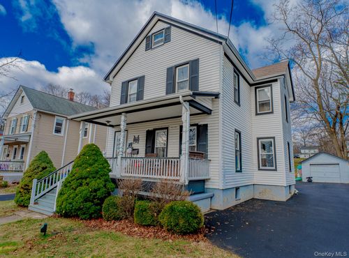 44 Wickham Ave, Goshen, NY, 10924-1826 | Card Image