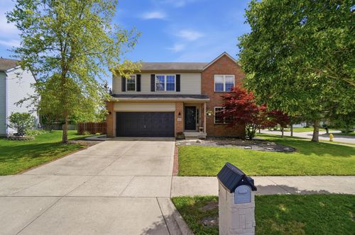 692 Crofton Loop, Delaware, OH, 43015-7625 | Card Image