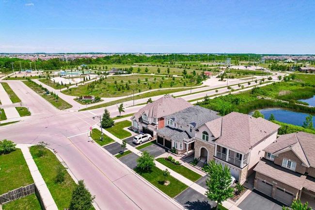 244 Mclaughlin Ave, House other with 4 bedrooms, 5 bathrooms and 6 parking in Milton ON | Image 37