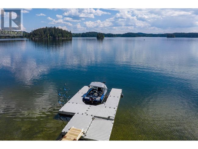 8046 Bridge Lake Rd N, House other with 3 bedrooms, 3 bathrooms and null parking in Lone Butte BC | Image 22