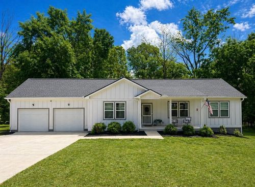1505 E Piney Rd, Dickson, TN, 37055-3810 | Card Image