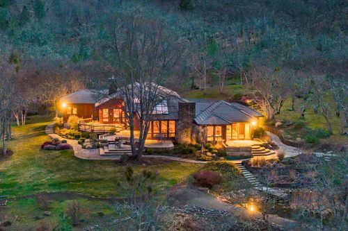 178 Meadow Oaks Dr, Ashland, OR, 97520-9030 | Card Image