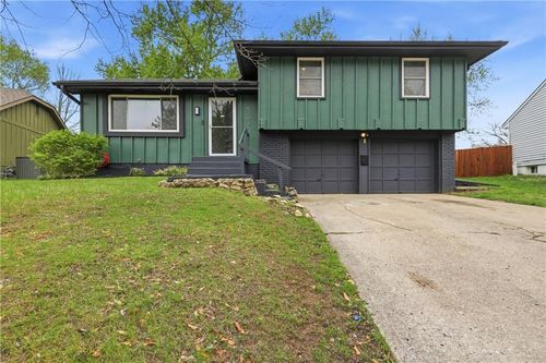 6202 E 140th Ter, Grandview, MO, 64030-3889 | Card Image