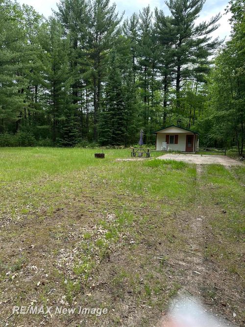 1980 4th Oak St, Prescott, MI, 48756-9674 | Card Image