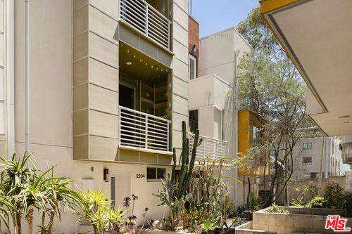 2204 Fox Lane, Los Angeles, CA, 90026 | Card Image