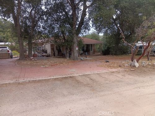 18604 Ellis Dr, Banning, CA, 92220-9715 | Card Image
