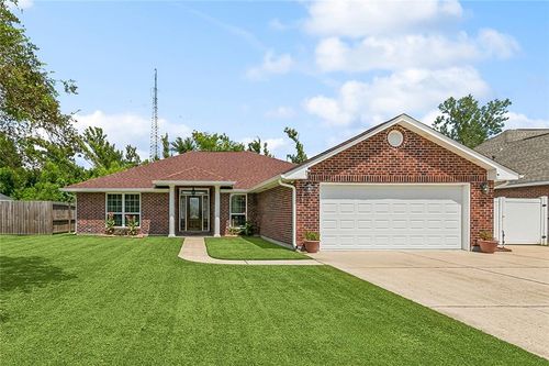 380 Oak Point Dr, La Place, LA, 70068-7124 | Card Image
