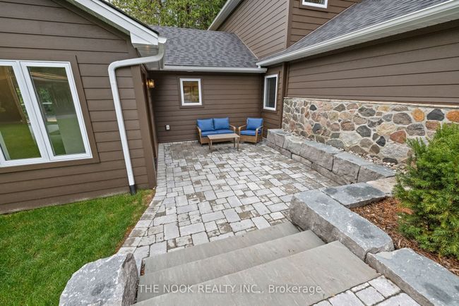 662 Raglan Rd W, House other with 3 bedrooms, 3 bathrooms and 10 parking in Oshawa ON | Image 6