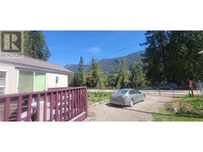 2467 Slocan Valley East Rd, Home with 0 bedrooms, 0 bathrooms and 5 parking in Slocan Park BC | Image 15
