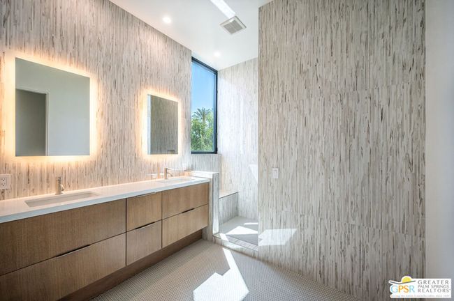 310 W Crestview Dr, House other with 3 bedrooms, 4 bathrooms and 2 parking in Palm Springs CA | Image 34