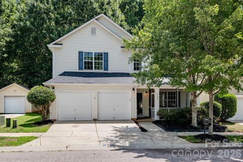9153 Glenashley Dr, Cornelius, NC, 28031-9032 | Card Image