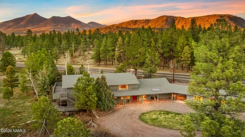 3005 N Fort Valley Rd, Flagstaff, AZ, 86001-8355 | Card Image