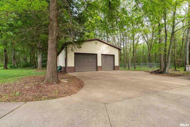 10378 Rock Creek Rd, House other with 5 bedrooms, 5 bathrooms and null parking in Pittsburg IL | Image 5