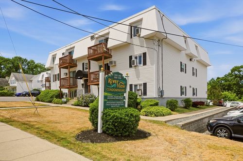 12-3636 N Main St, Fall River, MA, 02720-1629 | Card Image